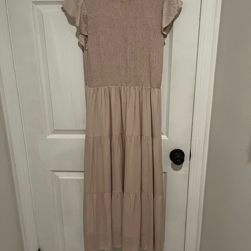 ZESICA Casual Flutter Short Sleeve Crew Neck Smocked Tiered Midi Dress